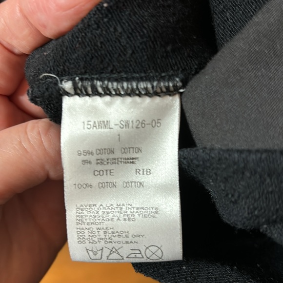 MASTERMIND FEMME A-girl’s navy sweatshirt size medium. - Picture 6 of 7